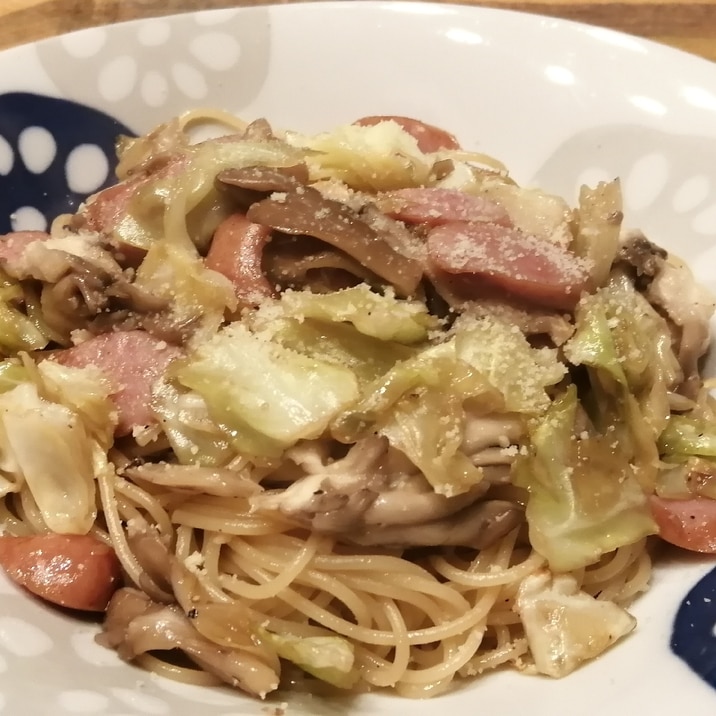 舞茸とキャベツのアンチョビパスタ